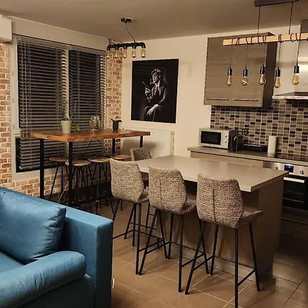 Voie Lactee Apartment